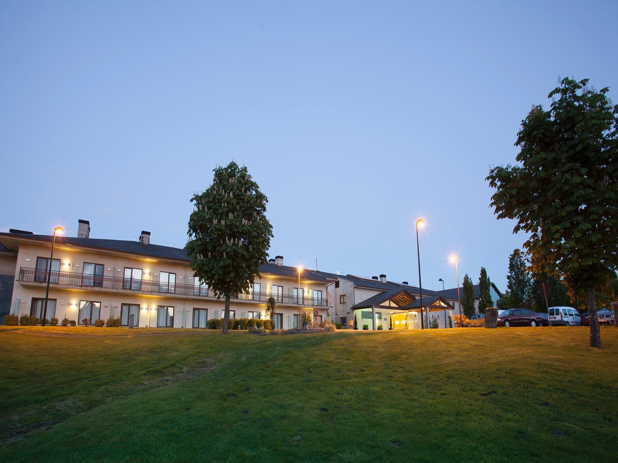 Hotel Spa Attica21 Vilalba Εξωτερικό φωτογραφία