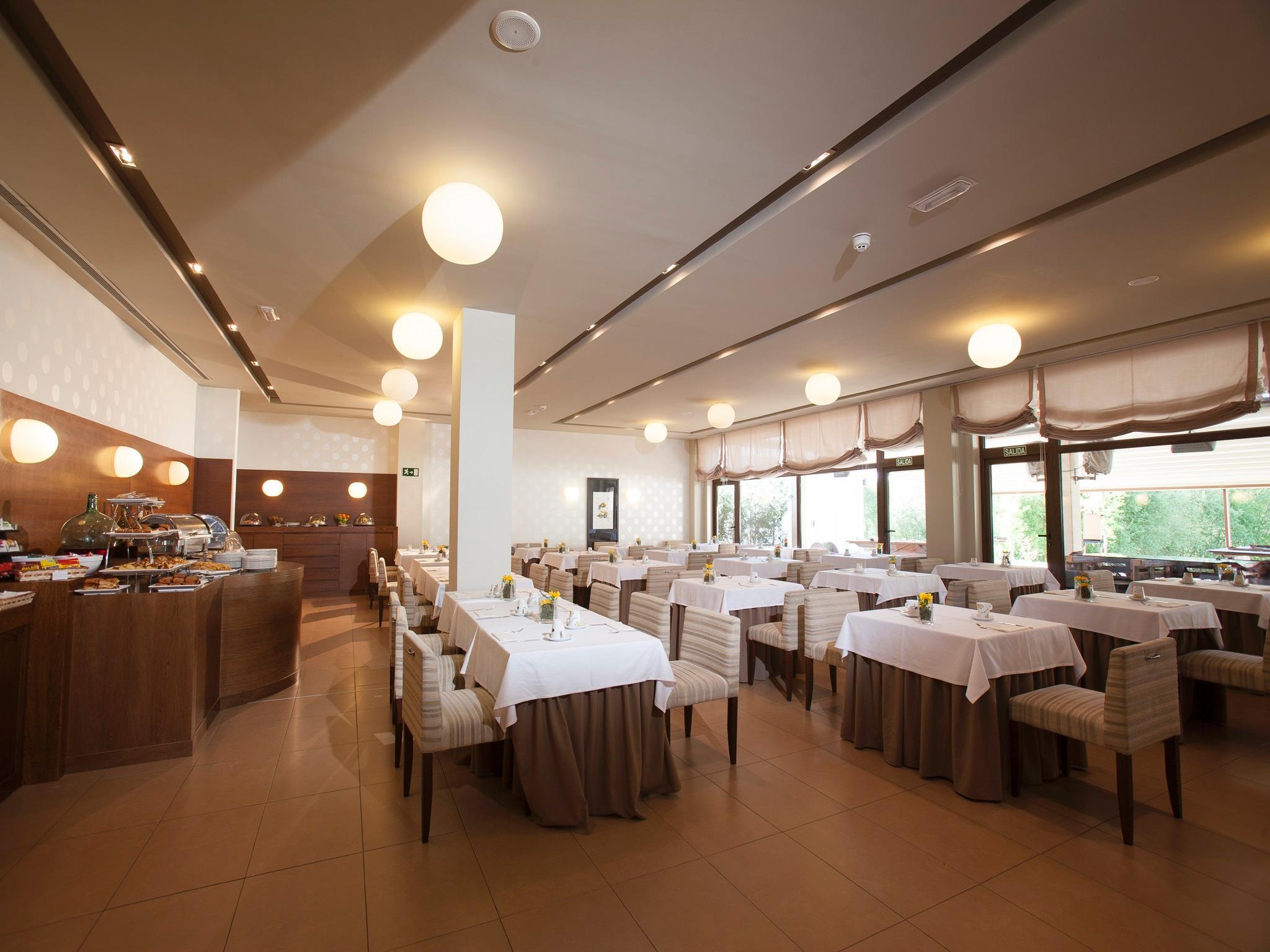 Hotel Spa Attica21 Vilalba Εξωτερικό φωτογραφία