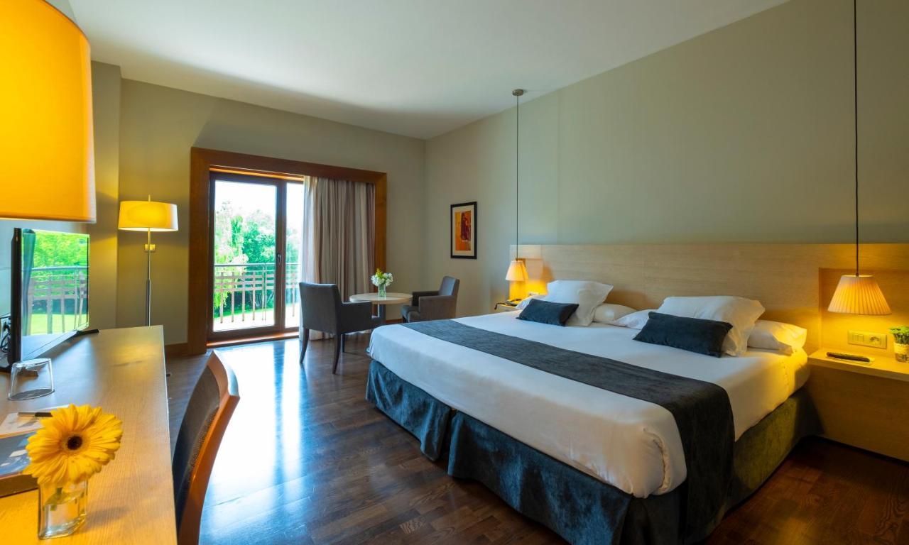 Hotel Spa Attica21 Vilalba Εξωτερικό φωτογραφία